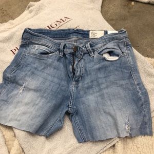 Cosmic blue love cut off shorts size 31